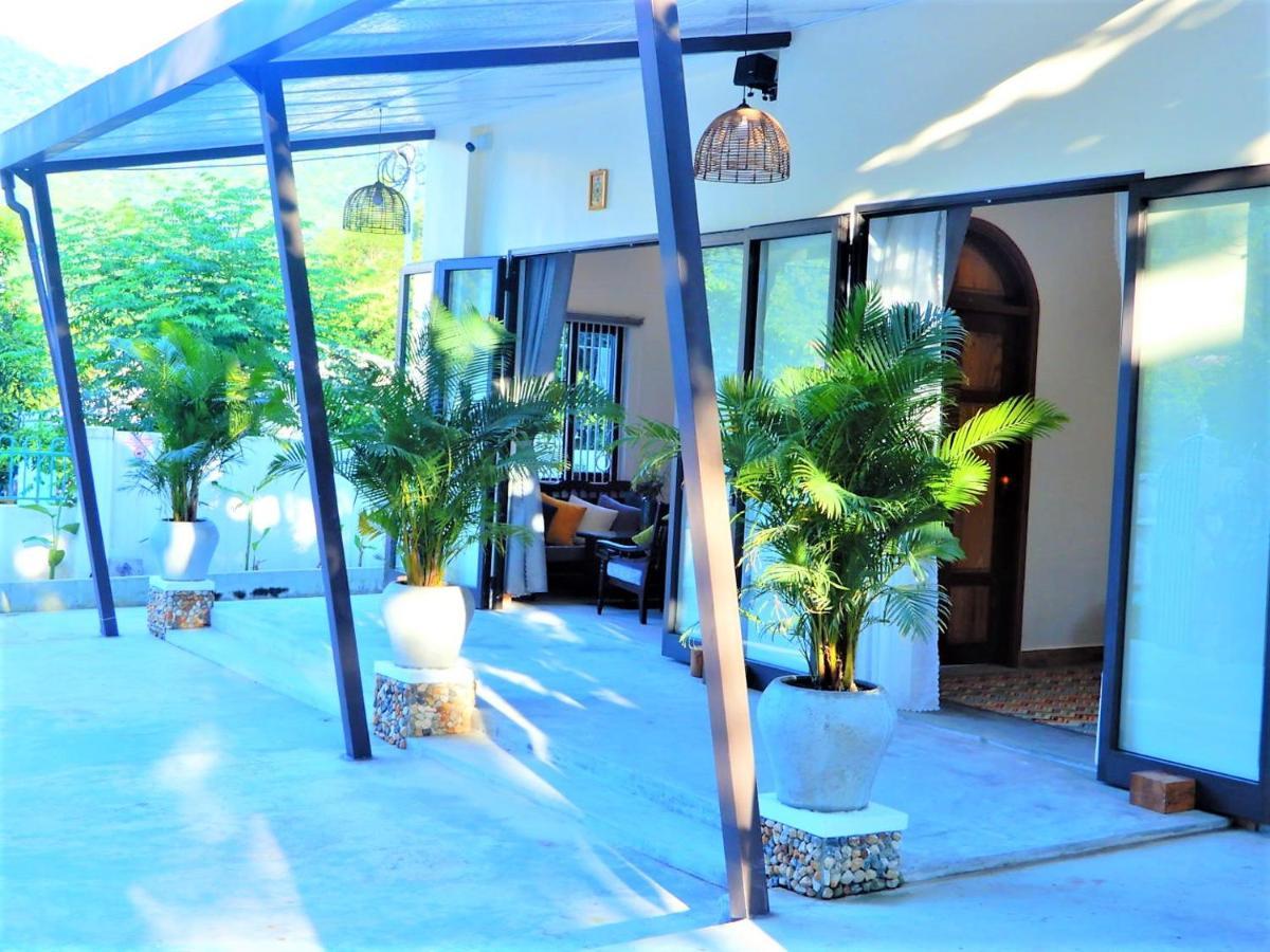 Crest House Beachside - Three-Bedroom Private House On Cham Island Hoi An Tan Hiep  Exterior photo